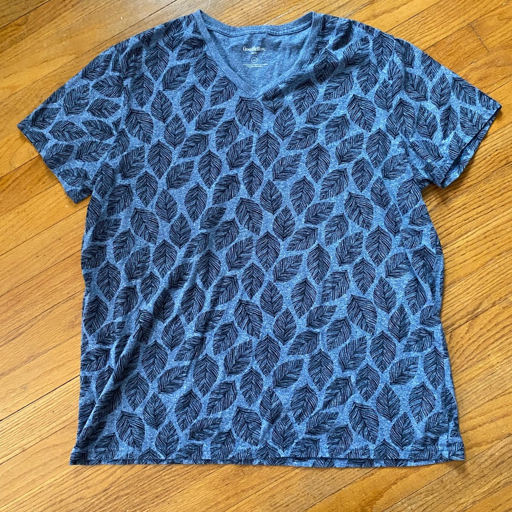 Goodfellow & Co Navy Leaf Print Men's Tee
